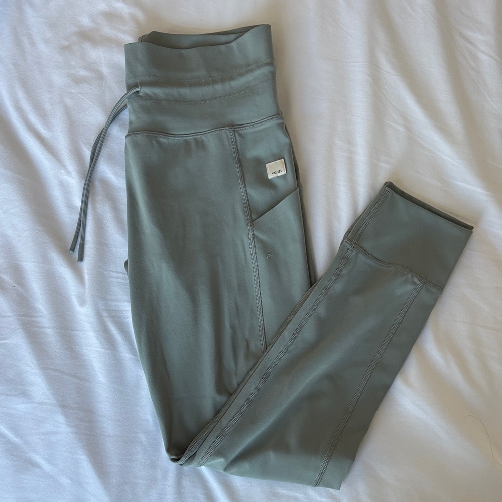 Vuori Sage Green Leggings